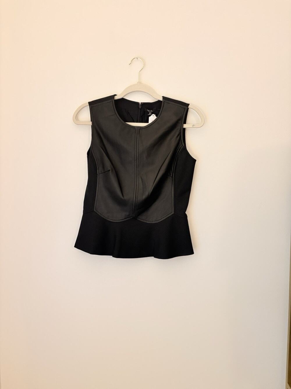 Raoul Women’s Leather Shirt Sleeveless NWT Black Size 4